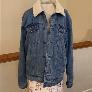 Obey denim jacket Sherpa lined size large customized with a star on the back
